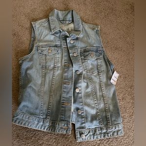Gap Jean vest. Size Small